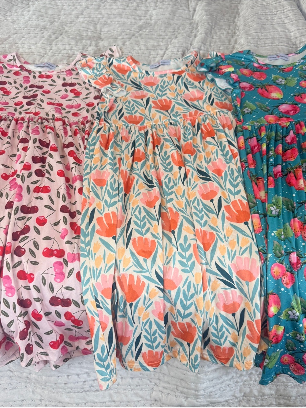 Like New 3 Girls Flutter Sleeve Dresses Adorable Sweetness Size 12
